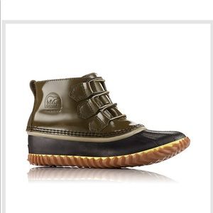 Sorel Out and About Rain Boot! NEW